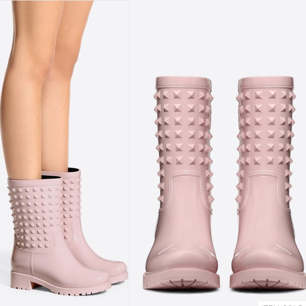 Valentino Pale Pink Rockstud Rubber Rainboots - Picture 1 of 8